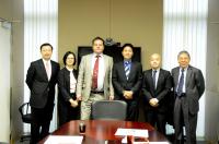 Group photo taken during the visit: Prof.dr.ir Antonius Van der Steen (3rd from left), Prof. Anthony T.C. Chan (1st from left) and Prof. Chan Wai-yee (1st from right)